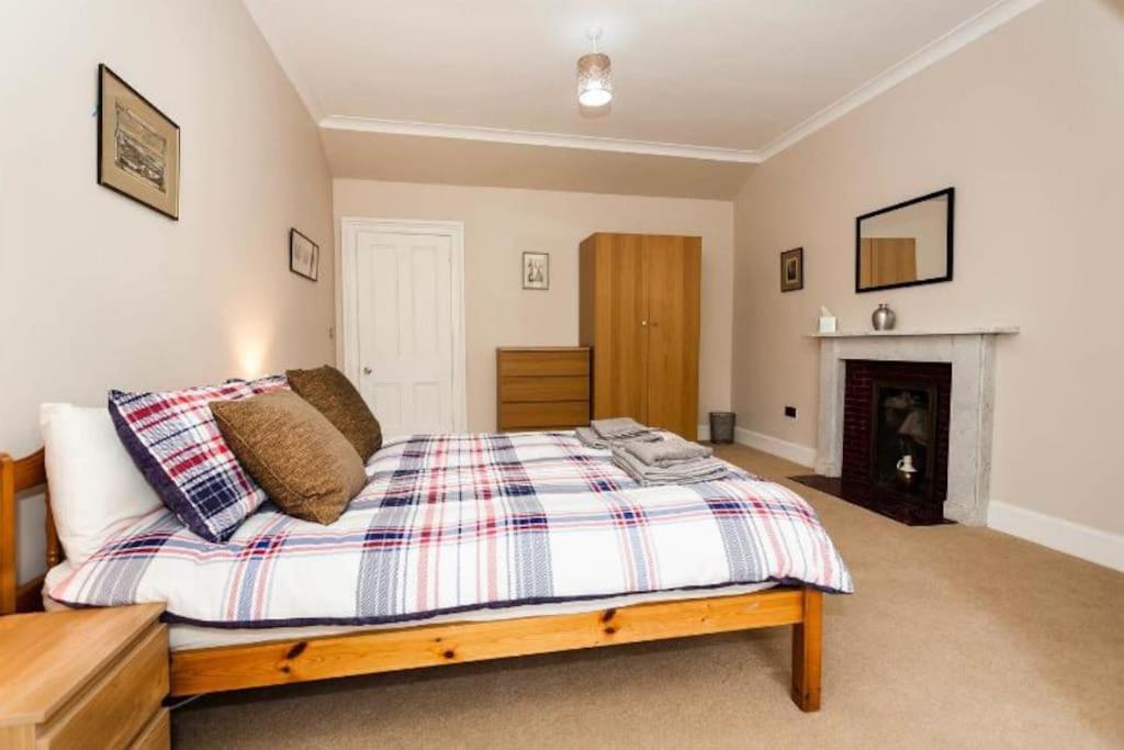 Entire, Central & Fully- Equipped Flat, West End Edinburgh Exterior foto